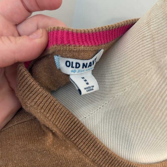Old Navy Fox Tan Sweater Preppy Studious Foxy Crewneck Tan Camel - Picture 8 of 9